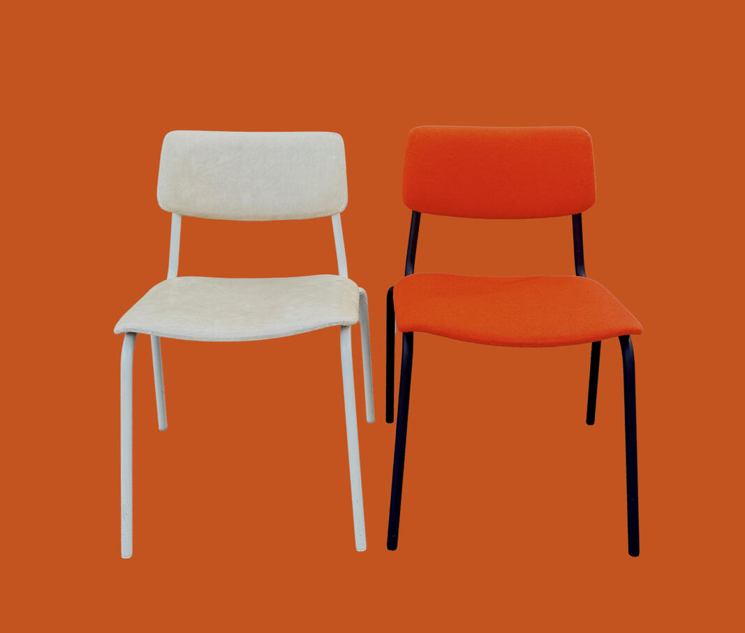 Penkki (työ, vanut, rungon maalaus) 90€+alv/tuoli. Kangasmenekki 1m/tuoli.